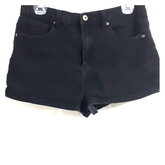 Forever 21 - Picture 1 of 2